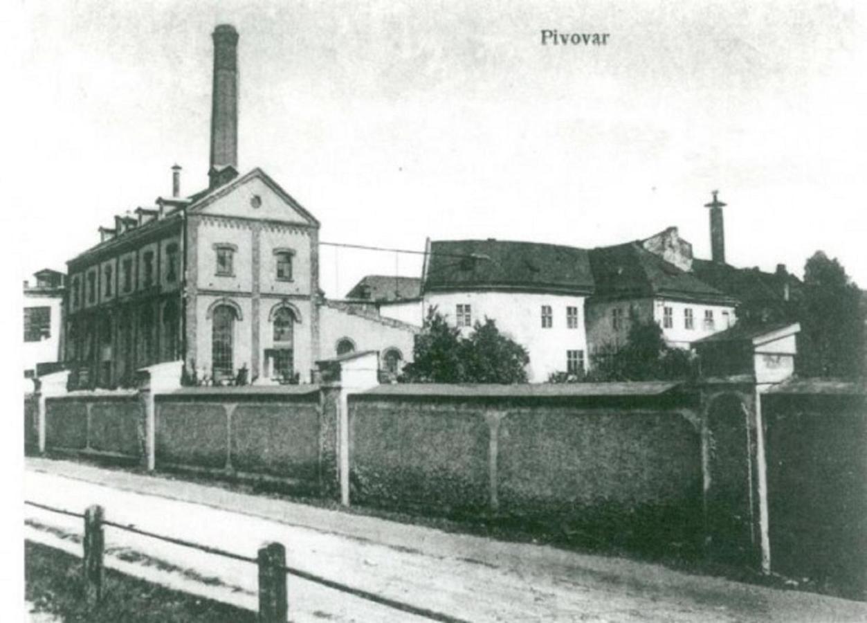 Penzion A Pivnice Varna Velka Bystrice ภายนอก รูปภาพ